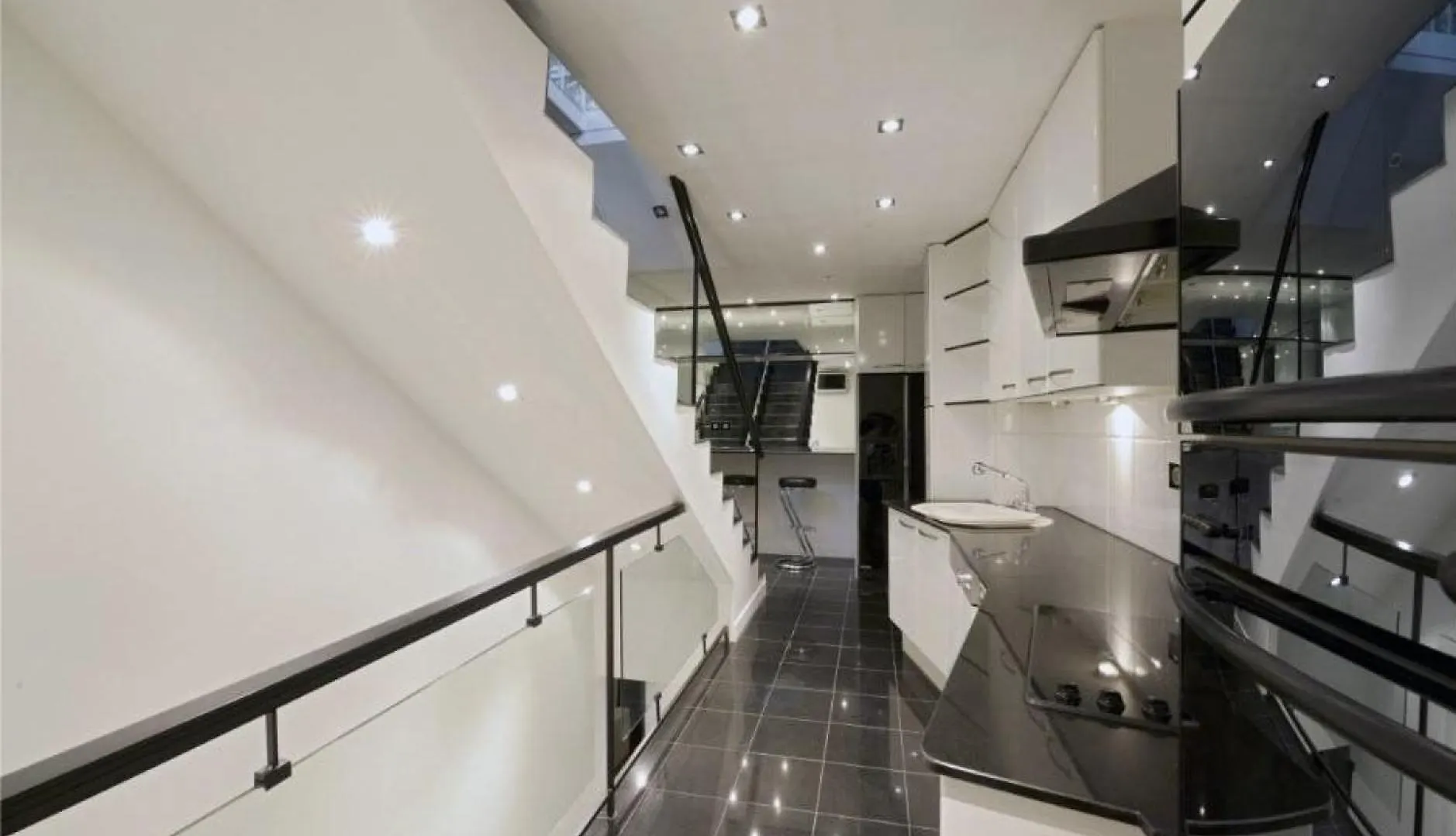 Apartment Center Le Marais By Studio Prestige Paryż